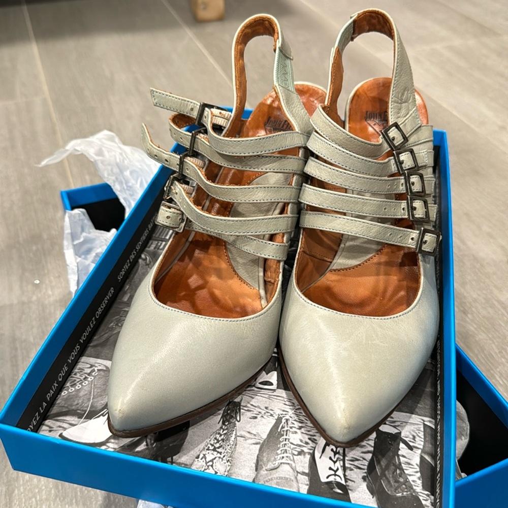 John Fluevog Coffees Macchiato